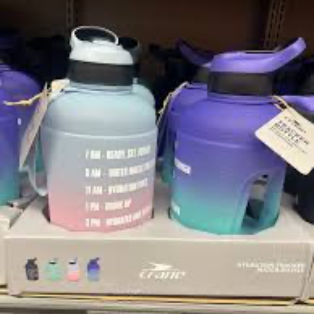 Tracking Gradient Hydration Water Bottle Set - Blue and Pink - Picture 6 of 6